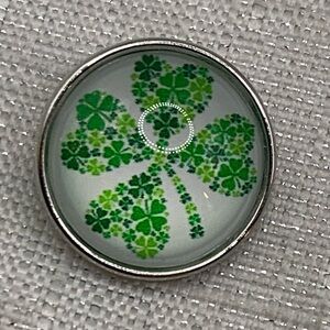 FOUR LEAF CLOVER - Snap Button Charm 18mm/20mm - Made in the USA